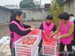 淮北双龙公司：水果礼包 “苹”安真“橙”守护矿工