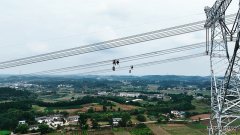 ���ӡ��ɶ����ظ�ѹ�����׸���ι�ͨ