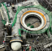 ����ʯ̨��ˮ���ܵ�վ�ڶ�̨����˳�����ˮѹ����