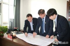 ���ĸ����ڽ�